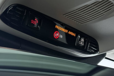 Volvo XC60 2.0 T5 Inscription | Luchtvering | Panoramadak | 360° Camera | BLIS | Standkachel | Stoel+Stuurverwarming | ACC