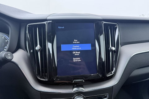 Volvo XC60 2.0 T5 Inscription | Luchtvering | Panoramadak | 360° Camera | BLIS | Standkachel | Stoel+Stuurverwarming | ACC