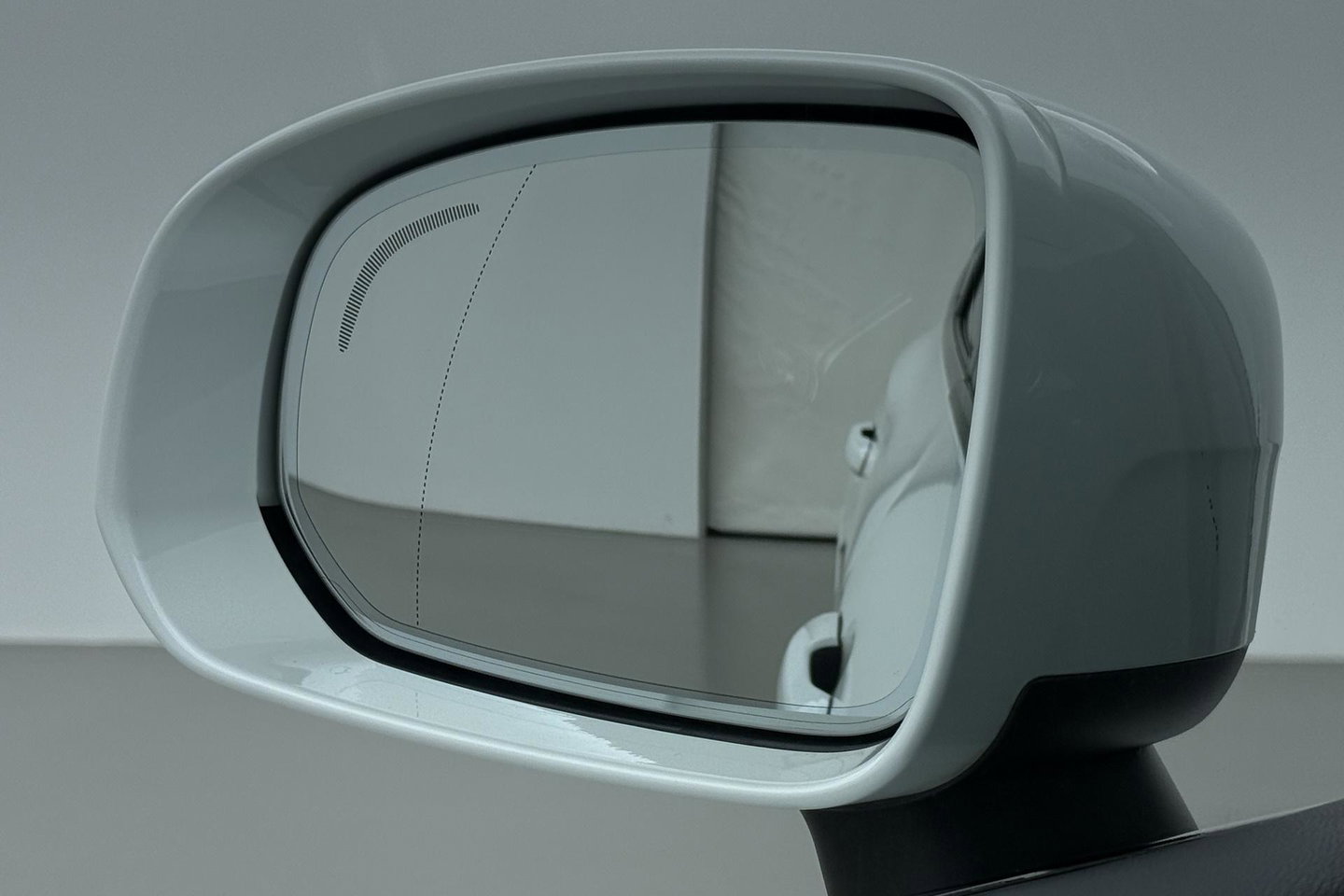 Volvo XC60 2.0 T5 Inscription | Luchtvering | Panoramadak | 360° Camera | BLIS | Standkachel | Stoel+Stuurverwarming | ACC