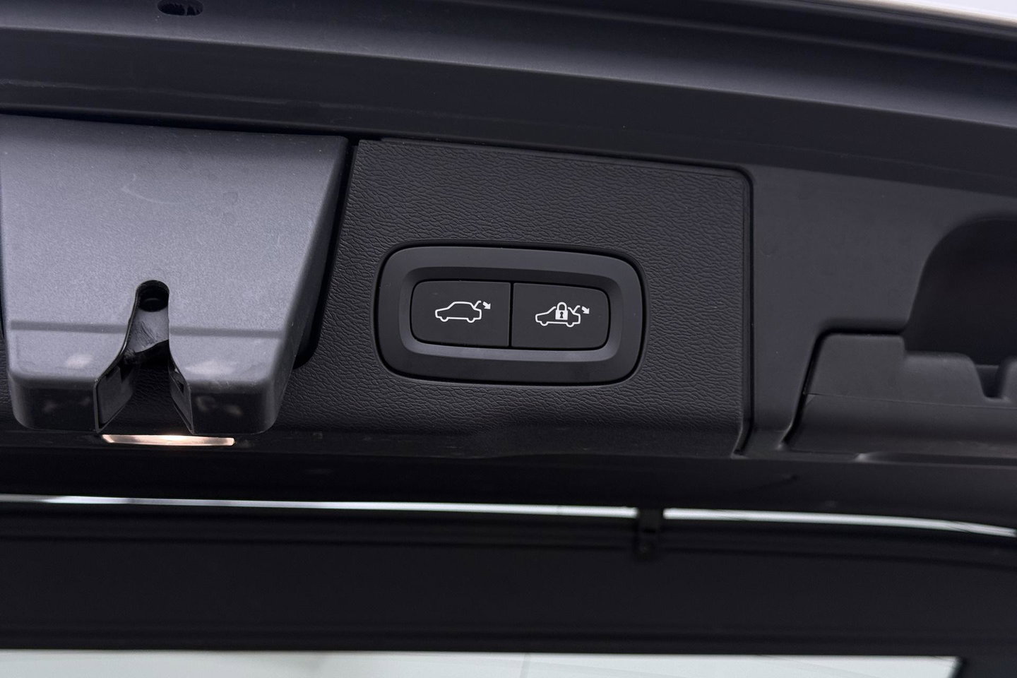 Volvo XC60 2.0 T5 Inscription | Luchtvering | Panoramadak | 360° Camera | BLIS | Standkachel | Stoel+Stuurverwarming | ACC
