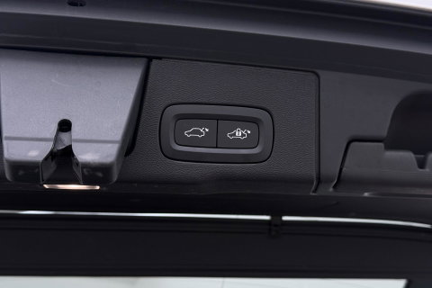 Volvo XC60 2.0 T5 Inscription | Luchtvering | Panoramadak | 360° Camera | BLIS | Standkachel | Stoel+Stuurverwarming | ACC