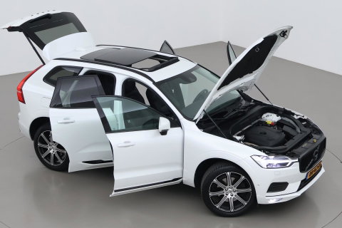 Volvo XC60 2.0 T5 Inscription | Luchtvering | Panoramadak | 360° Camera | BLIS | Standkachel | Stoel+Stuurverwarming | ACC