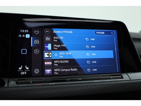 Volkswagen Golf 1.5 eTSI R-Line DSG | Pano | Adapt. Cruise | IQ. Light | CarPlay | Navi | Camera | Stoel-Stuurverw.