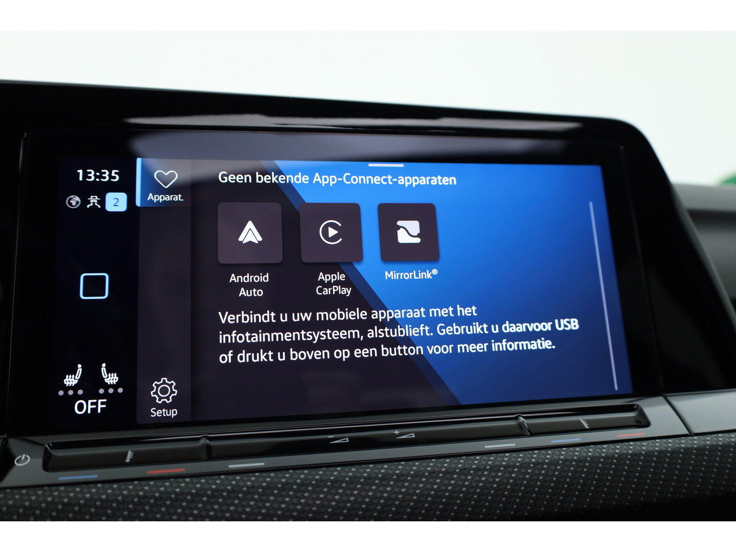 Volkswagen Golf 1.5 eTSI R-Line DSG | Pano | Adapt. Cruise | IQ. Light | CarPlay | Navi | Camera | Stoel-Stuurverw.