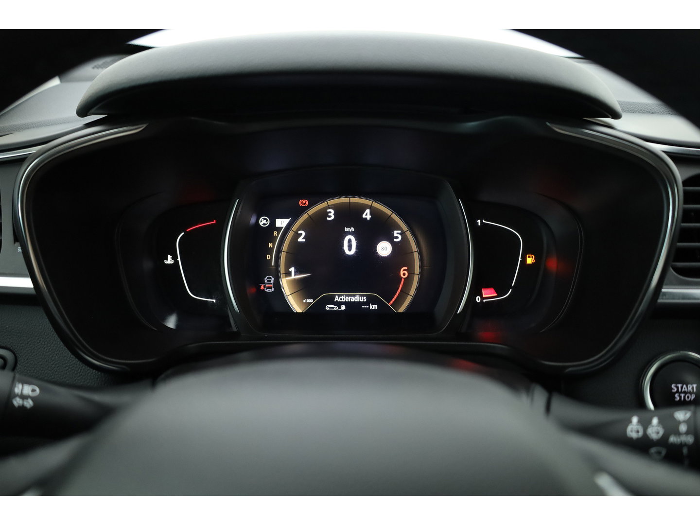 Renault Kadjar 1.3 TCe Equilibre | Cruise Control | Camera | Keyless | Navi | Apple CarPlay | PDC V+A | 17''