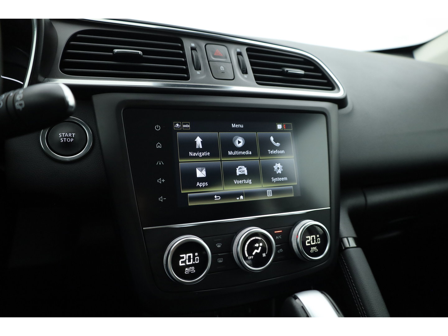 Renault Kadjar 1.3 TCe Equilibre | Cruise Control | Camera | Keyless | Navi | Apple CarPlay | PDC V+A | 17''