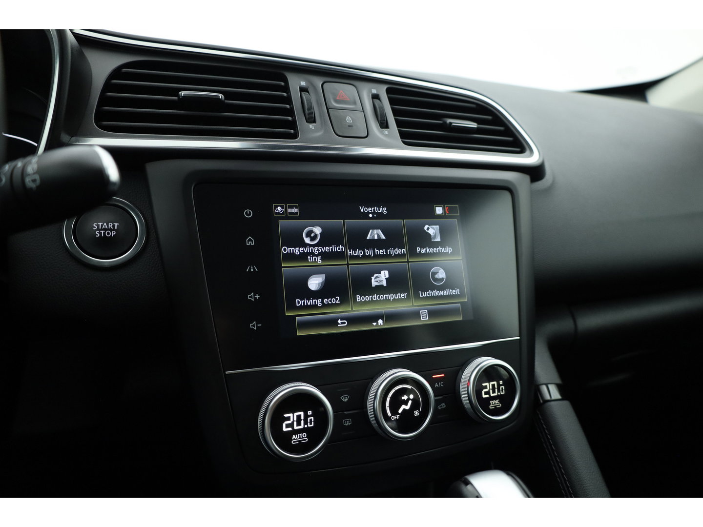 Renault Kadjar 1.3 TCe Equilibre | Cruise Control | Camera | Keyless | Navi | Apple CarPlay | PDC V+A | 17''
