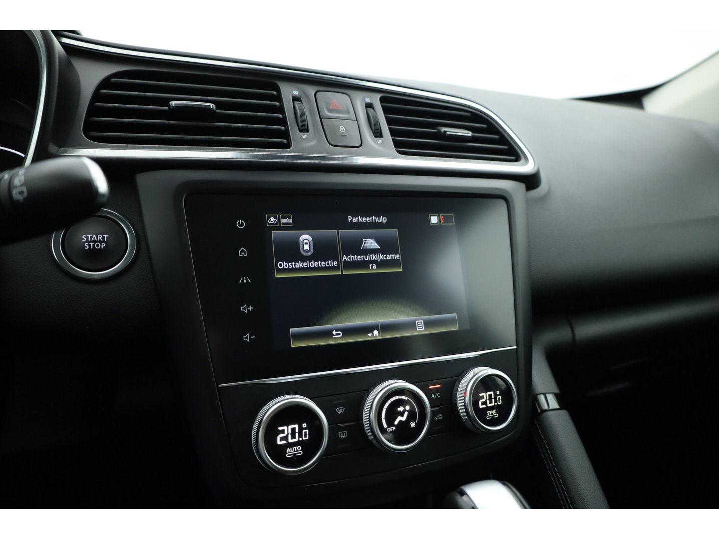 Renault Kadjar 1.3 TCe Equilibre | Cruise Control | Camera | Keyless | Navi | Apple CarPlay | PDC V+A | 17''