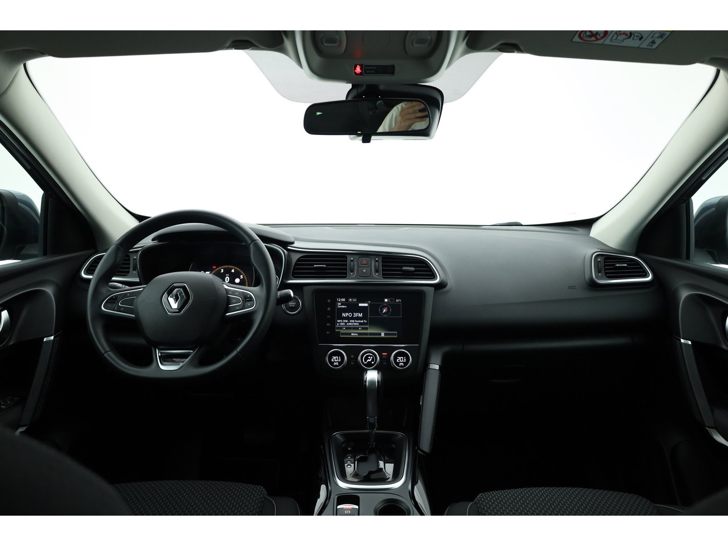 Renault Kadjar 1.3 TCe Equilibre | Cruise Control | Camera | Keyless | Navi | Apple CarPlay | PDC V+A | 17''
