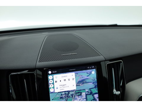 Volvo XC60 2.0 T8 Plug-in hybrid AWD Plus Dark | Rijklaar! | Pano | Pilot Assist | Leder | Camera | Stoel- stuurverw. | H&K | Memory Seats