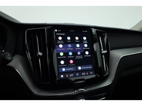 Volvo XC60 2.0 T8 Plug-in hybrid AWD Plus Dark | Rijklaar! | Pano | Pilot Assist | Leder | Camera | Stoel- stuurverw. | H&K | Memory Seats
