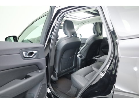 Volvo XC60 2.0 T8 Plug-in hybrid AWD Plus Dark | Rijklaar! | Pano | Pilot Assist | Leder | Camera | Stoel- stuurverw. | H&K | Memory Seats