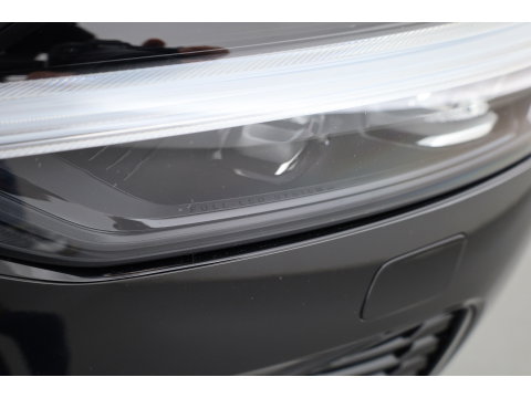 Volvo XC60 2.0 T8 Plug-in hybrid AWD Plus Dark | Rijklaar! | Pano | Pilot Assist | Leder | Camera | Stoel- stuurverw. | H&K | Memory Seats