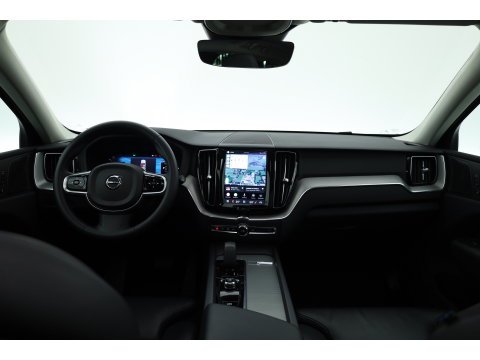 Volvo XC60 2.0 T8 Plug-in hybrid AWD Plus Dark | Rijklaar! | Pano | Pilot Assist | Leder | Camera | Stoel- stuurverw. | H&K | Memory Seats