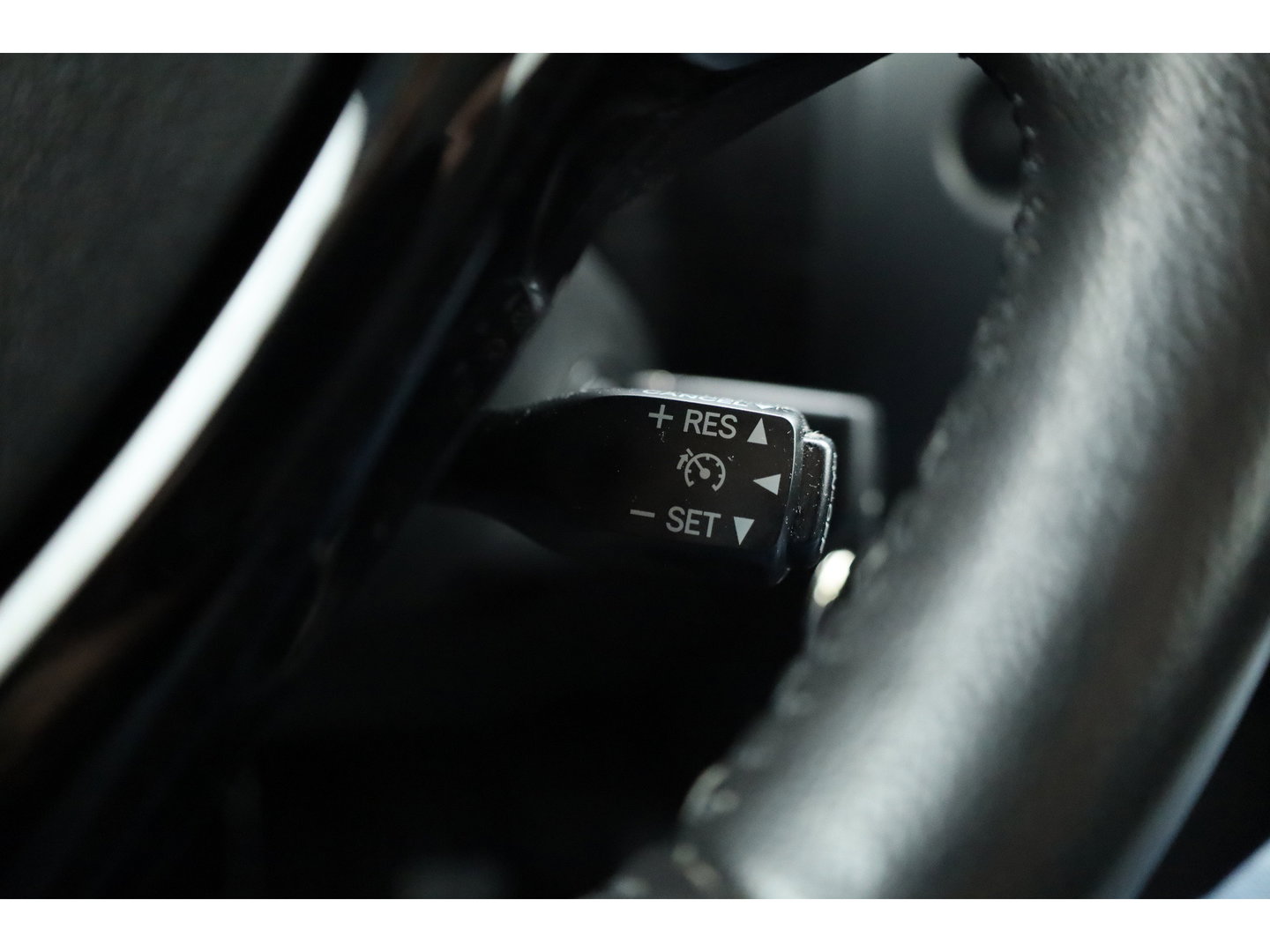 Toyota Aygo 1.0 VVT-i x-play | Rijklaar! | Apple CarPlay & Android Auto | All Season | Airco | DAB | Camera