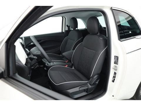 Fiat 500 42 kWh | Rijklaar! | Cruise Contr. | Keyless | Camera | Stoelverw. | Dodehoek | Apple CarPlay | PDC V+A