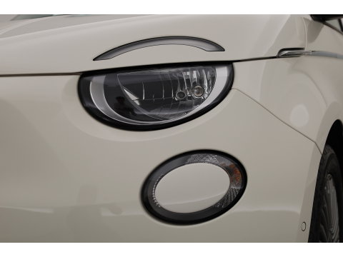 Fiat 500 42 kWh | Rijklaar! | Cruise Contr. | Keyless | Camera | Stoelverw. | Dodehoek | Apple CarPlay | PDC V+A
