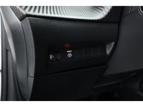Peugeot 208 1.2 PureTech Active Pack | Rijklaar! | Cruise Control | PDC+A | Apple CarPlay | All Season | Stoelverw. | 16''