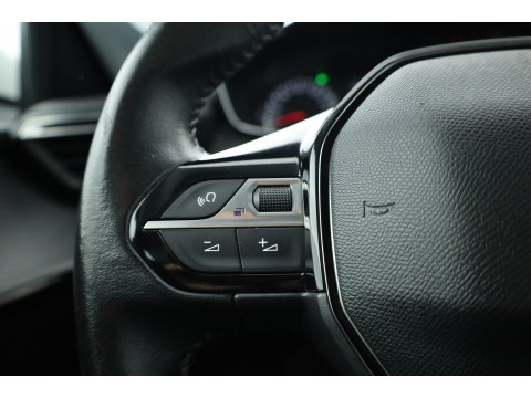 Peugeot 208 1.2 PureTech Active Pack | Rijklaar! | Cruise Control | PDC+A | Apple CarPlay | All Season | Stoelverw. | 16''