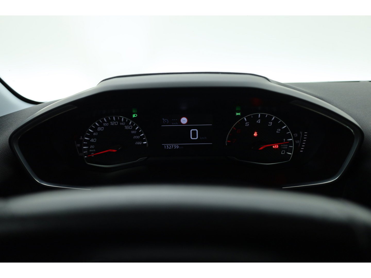 Peugeot 208 1.2 PureTech Active Pack | Rijklaar! | Cruise Control | PDC+A | Apple CarPlay | All Season | Stoelverw. | 16''