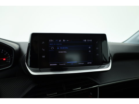 Peugeot 208 1.2 PureTech Active Pack | Rijklaar! | Cruise Control | PDC+A | Apple CarPlay | All Season | Stoelverw. | 16''
