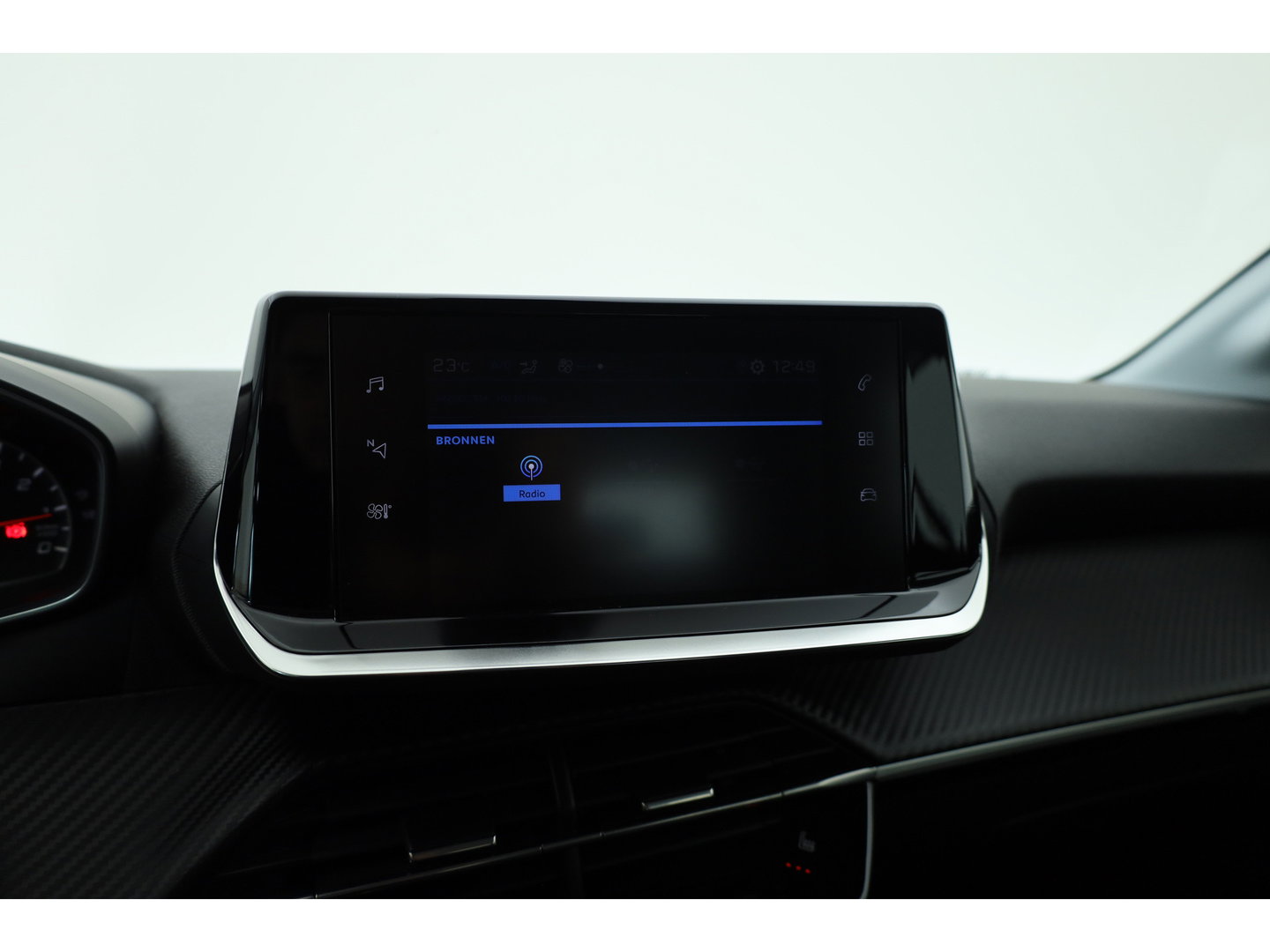 Peugeot 208 1.2 PureTech Active Pack | Rijklaar! | Cruise Control | PDC+A | Apple CarPlay | All Season | Stoelverw. | 16''