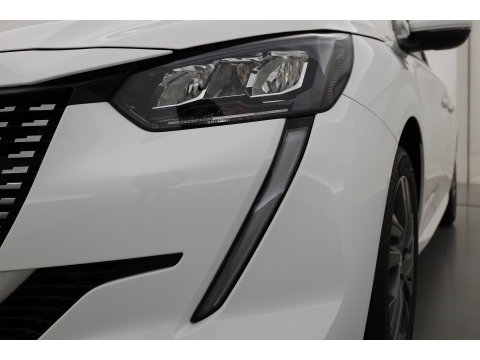 Peugeot 208 1.2 PureTech Active Pack | Rijklaar! | Cruise Control | PDC+A | Apple CarPlay | All Season | Stoelverw. | 16''