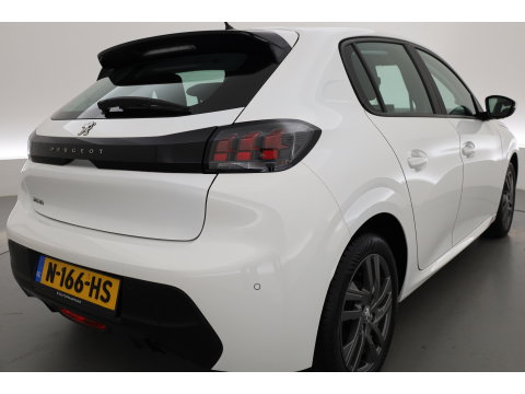 Peugeot 208 1.2 PureTech Active Pack | Rijklaar! | Cruise Control | PDC+A | Apple CarPlay | All Season | Stoelverw. | 16''