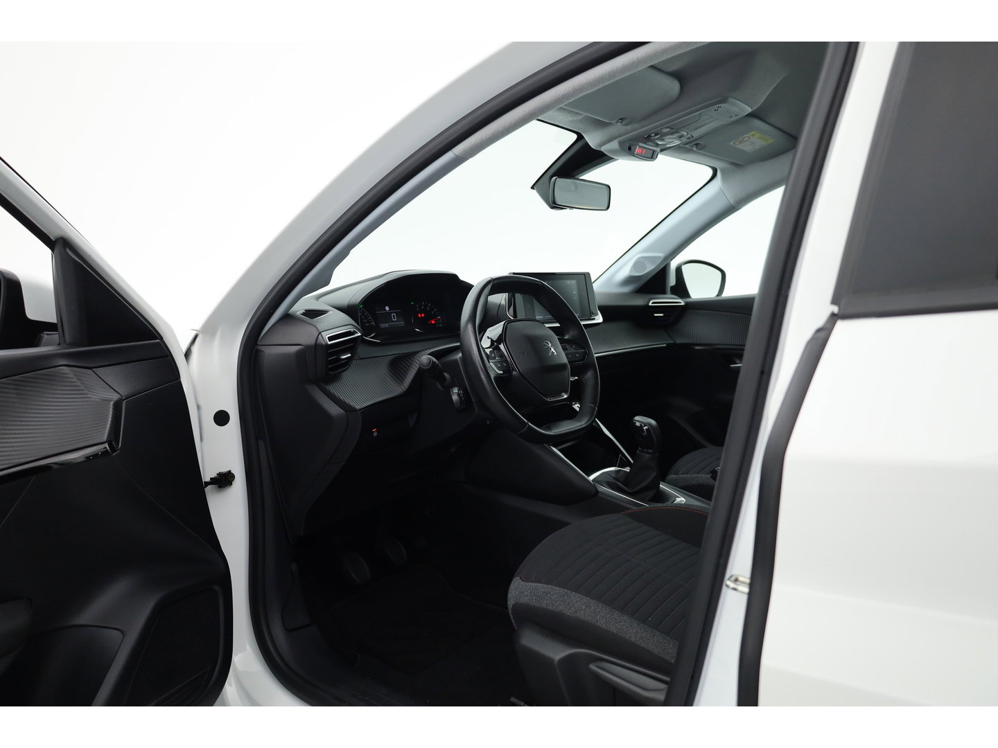 Peugeot 208 1.2 PureTech Active Pack | Rijklaar! | Cruise Control | PDC+A | Apple CarPlay | All Season | Stoelverw. | 16''
