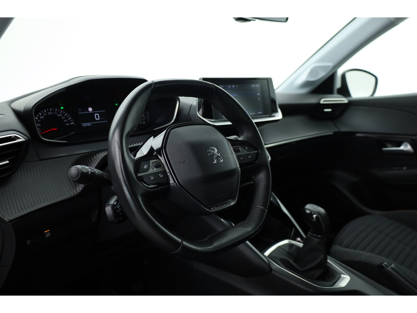 Peugeot 208 1.2 PureTech Active Pack | Rijklaar! | Cruise Control | PDC+A | Apple CarPlay | All Season | Stoelverw. | 16''