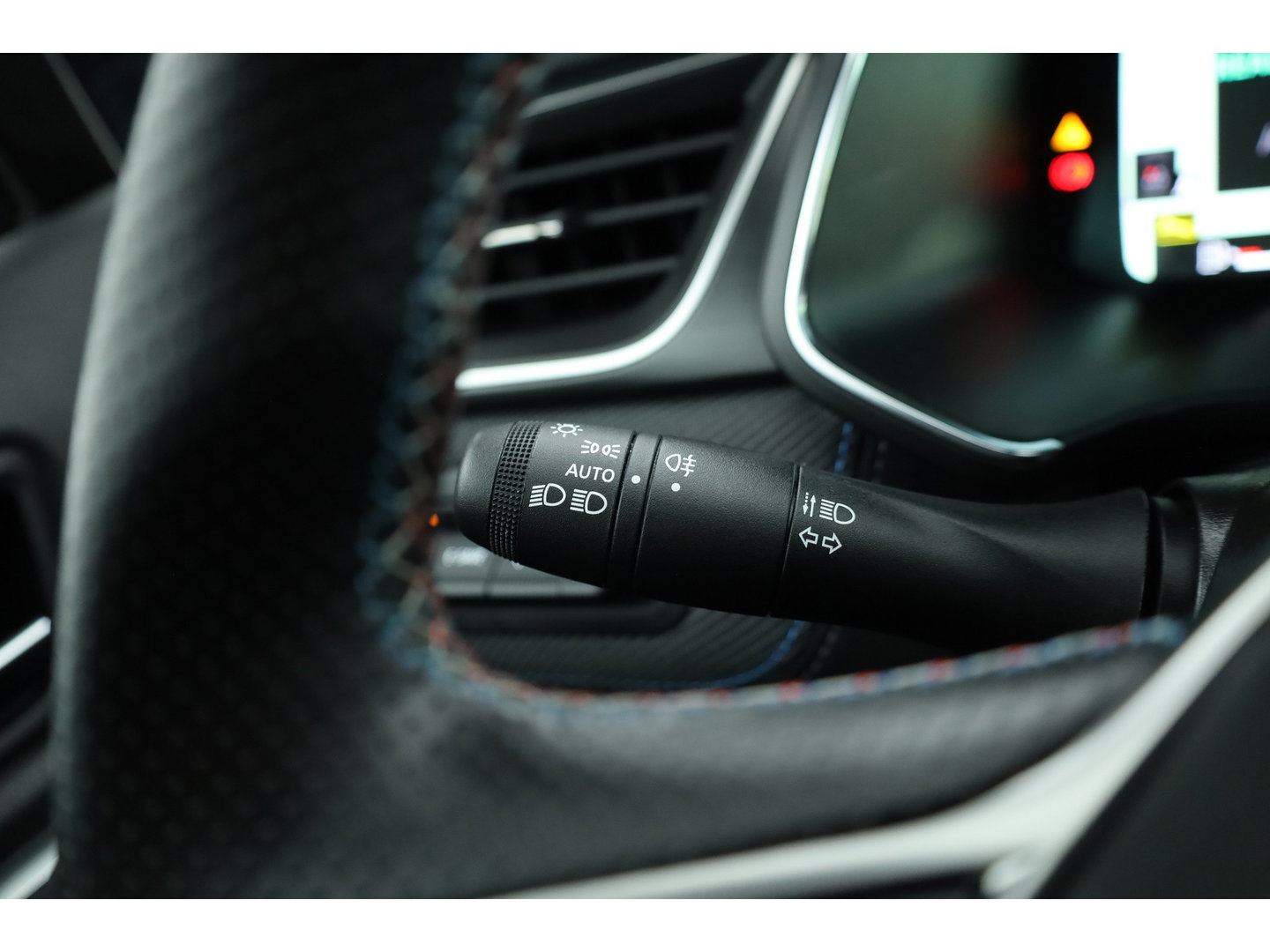 Renault Captur 1.6 E-Tech full hybrid 145 esprit Alpine | Rijklaar! | Adapt. Cruise | Camera | Google Maps | Apple CarPlay | Stuurverw. | Keyless | 19''