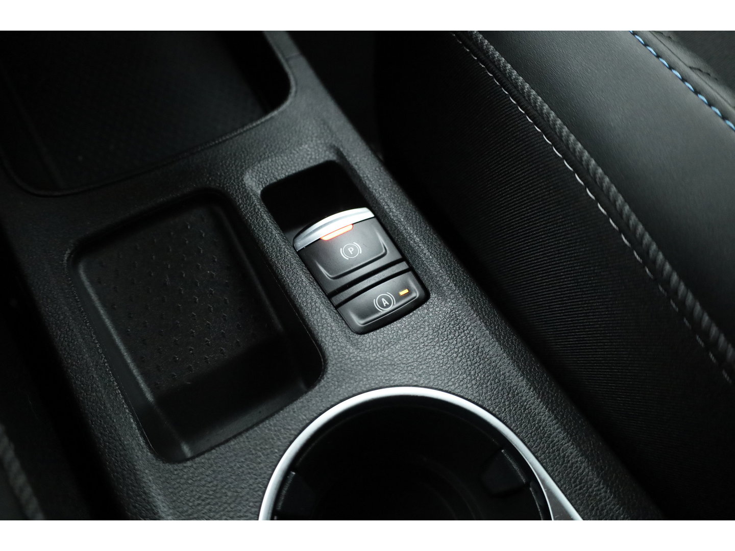 Renault Captur 1.6 E-Tech full hybrid 145 esprit Alpine | Rijklaar! | Adapt. Cruise | Camera | Google Maps | Apple CarPlay | Stuurverw. | Keyless | 19''
