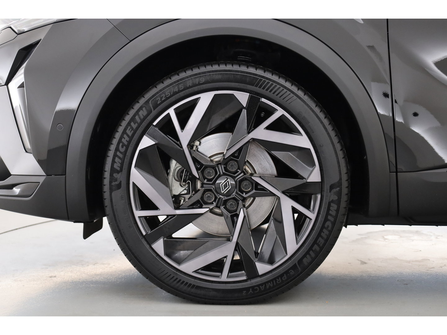 Renault Captur 1.6 E-Tech full hybrid 145 esprit Alpine | Rijklaar! | Adapt. Cruise | Camera | Google Maps | Apple CarPlay | Stuurverw. | Keyless | 19''