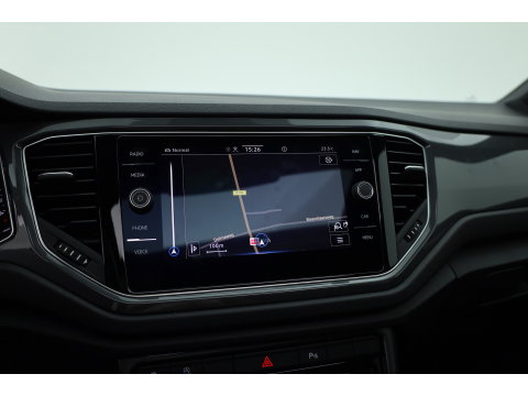 Volkswagen T-Roc 1.5 TSI Sport Business R | Rijklaar! | Pano | Trekhaak | Camera | Adapt. Cruise | Stoelverw. | Apple CarPlay | 19''