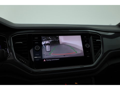 Volkswagen T-Roc 1.5 TSI Sport Business R | Rijklaar! | Pano | Trekhaak | Camera | Adapt. Cruise | Stoelverw. | Apple CarPlay | 19''