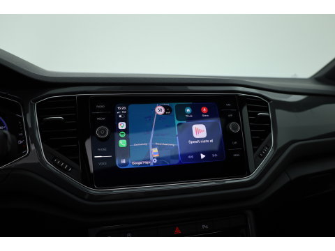 Volkswagen T-Roc 1.5 TSI Sport Business R | Rijklaar! | Pano | Trekhaak | Camera | Adapt. Cruise | Stoelverw. | Apple CarPlay | 19''