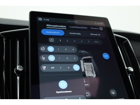 Volvo XC90 2.0 T8 Plug-in hybrid AWD Ultra Dark | Pano | HUD | Luchtvering | 360cam | Stoelventi. | Massage | Elek. Trekhaak | B&W Audio |
