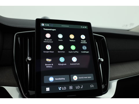 Volvo XC90 2.0 T8 Plug-in hybrid AWD Ultra Dark | Pano | HUD | Luchtvering | 360cam | Stoelventi. | Massage | Elek. Trekhaak | B&W Audio |