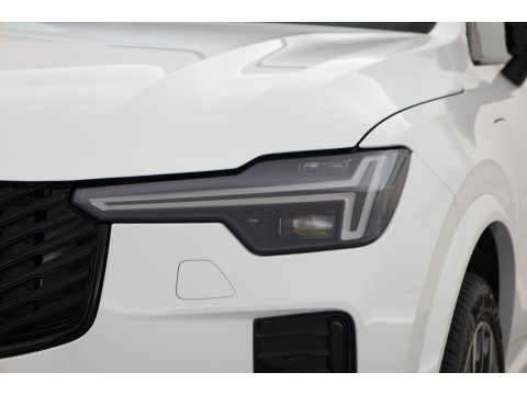 Volvo XC90 2.0 T8 Plug-in hybrid AWD Ultra Dark | Pano | HUD | Luchtvering | 360cam | Stoelventi. | Massage | Elek. Trekhaak | B&W Audio |
