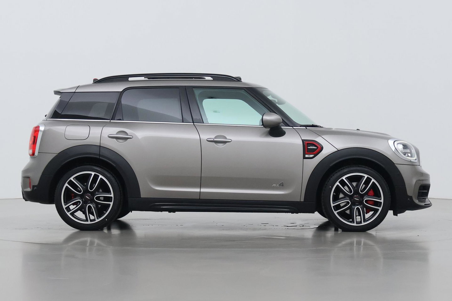 MINI Countryman 2.0 John Cooper Works ALL4 Chili | Harman/Kardon | Panoramadak | Head-Up | Camera | Comfort Access | Stoelverwarming | ACC