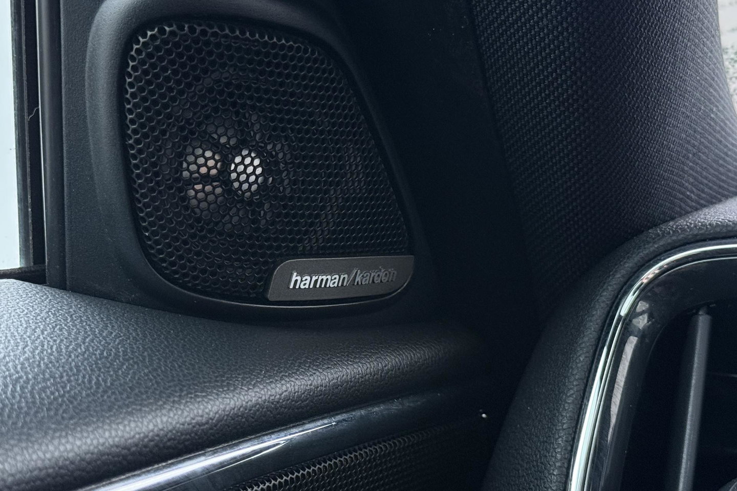 MINI Countryman 2.0 John Cooper Works ALL4 Chili | Harman/Kardon | Panoramadak | Head-Up | Camera | Comfort Access | Stoelverwarming | ACC