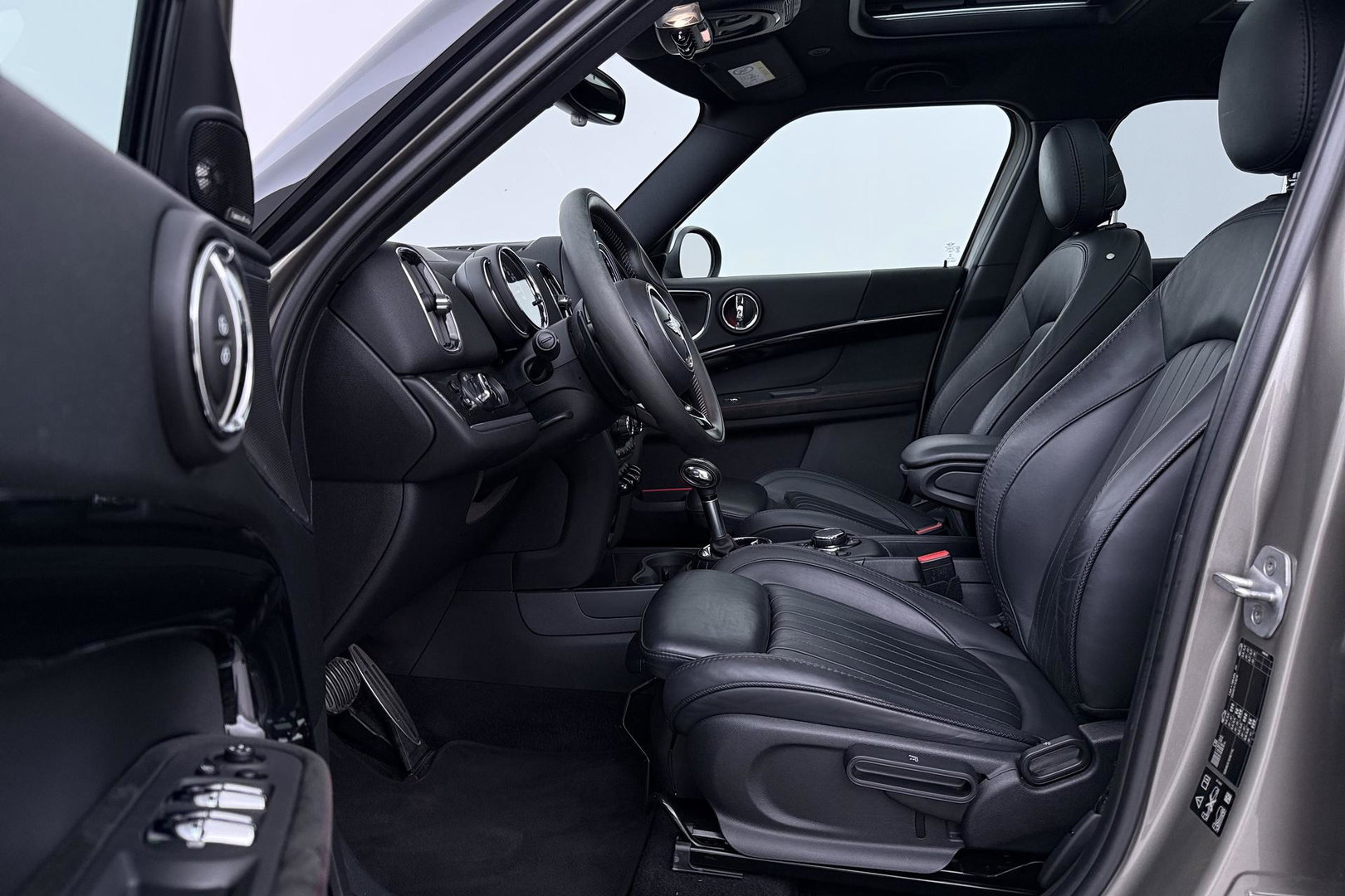 MINI Countryman 2.0 John Cooper Works ALL4 Chili | Harman/Kardon | Panoramadak | Head-Up | Camera | Comfort Access | Stoelverwarming | ACC