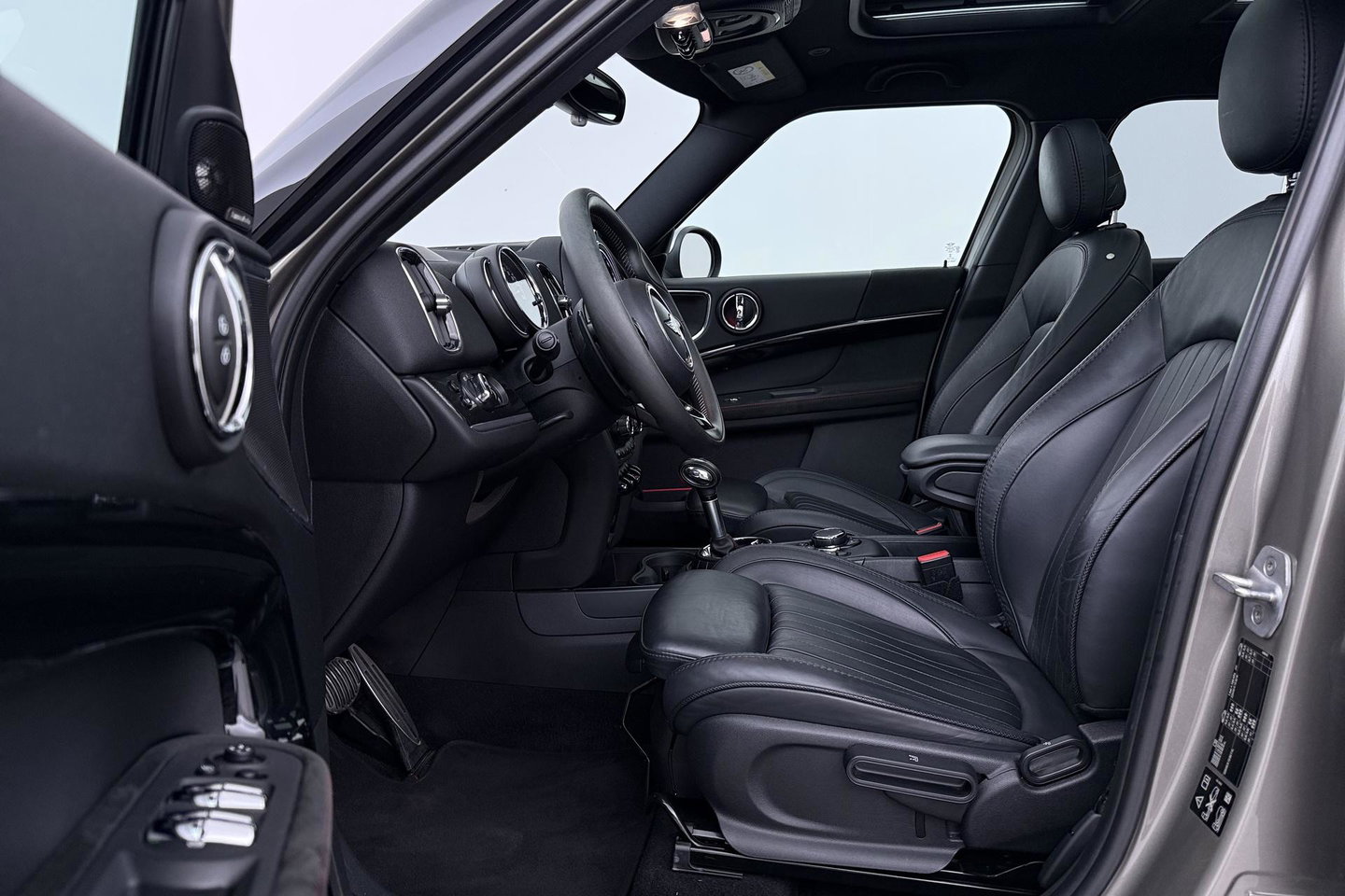 MINI Countryman 2.0 John Cooper Works ALL4 Chili | Harman/Kardon | Panoramadak | Head-Up | Camera | Comfort Access | Stoelverwarming | ACC