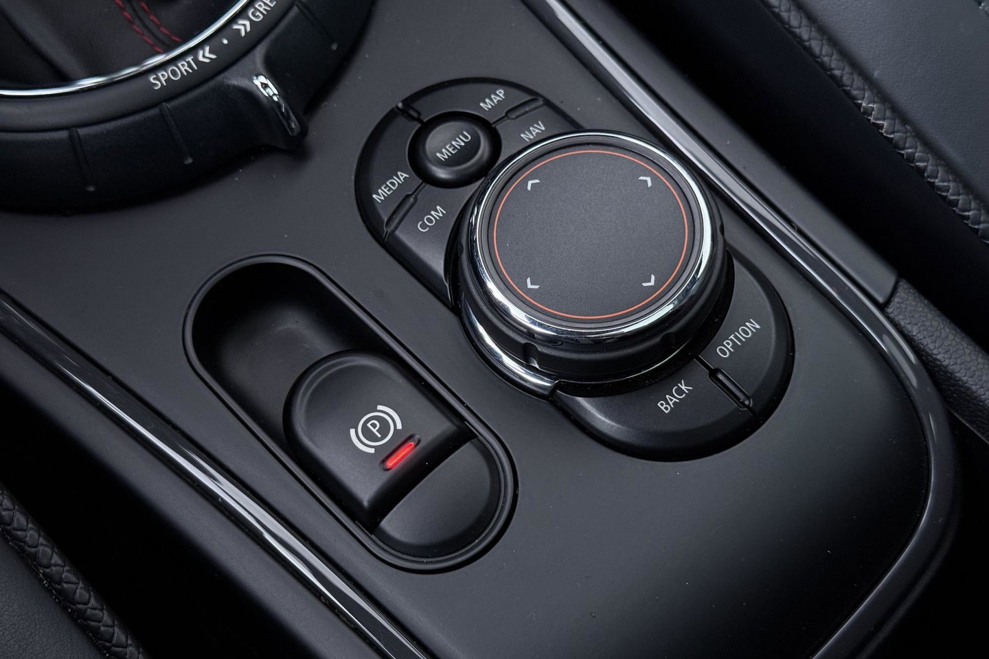 MINI Countryman 2.0 John Cooper Works ALL4 Chili | Harman/Kardon | Panoramadak | Head-Up | Camera | Comfort Access | Stoelverwarming | ACC