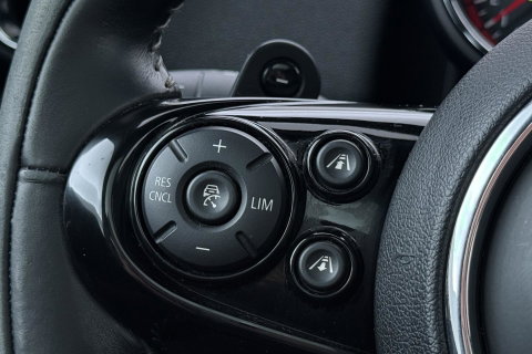 MINI Countryman 2.0 John Cooper Works ALL4 Chili | Harman/Kardon | Panoramadak | Head-Up | Camera | Comfort Access | Stoelverwarming | ACC