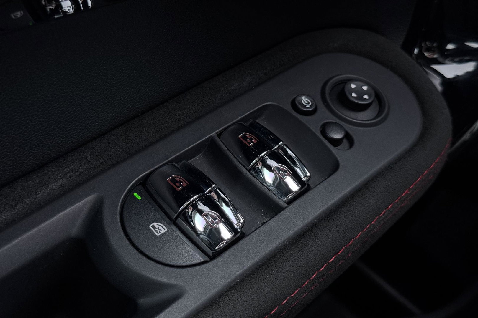 MINI Countryman 2.0 John Cooper Works ALL4 Chili | Harman/Kardon | Panoramadak | Head-Up | Camera | Comfort Access | Stoelverwarming | ACC