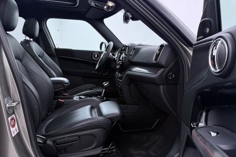 MINI Countryman 2.0 John Cooper Works ALL4 Chili | Harman/Kardon | Panoramadak | Head-Up | Camera | Comfort Access | Stoelverwarming | ACC