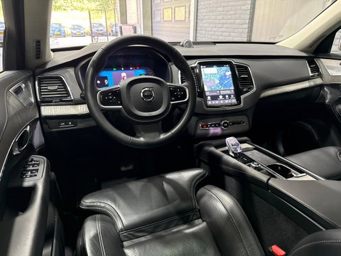 Volvo XC90 T8 Ultra Dark | Bowers&Wilkins | Luchtvering | Panoramadak | 360° Camera | Massage | Head-Up | Trekhaak | 22 inch | ACC