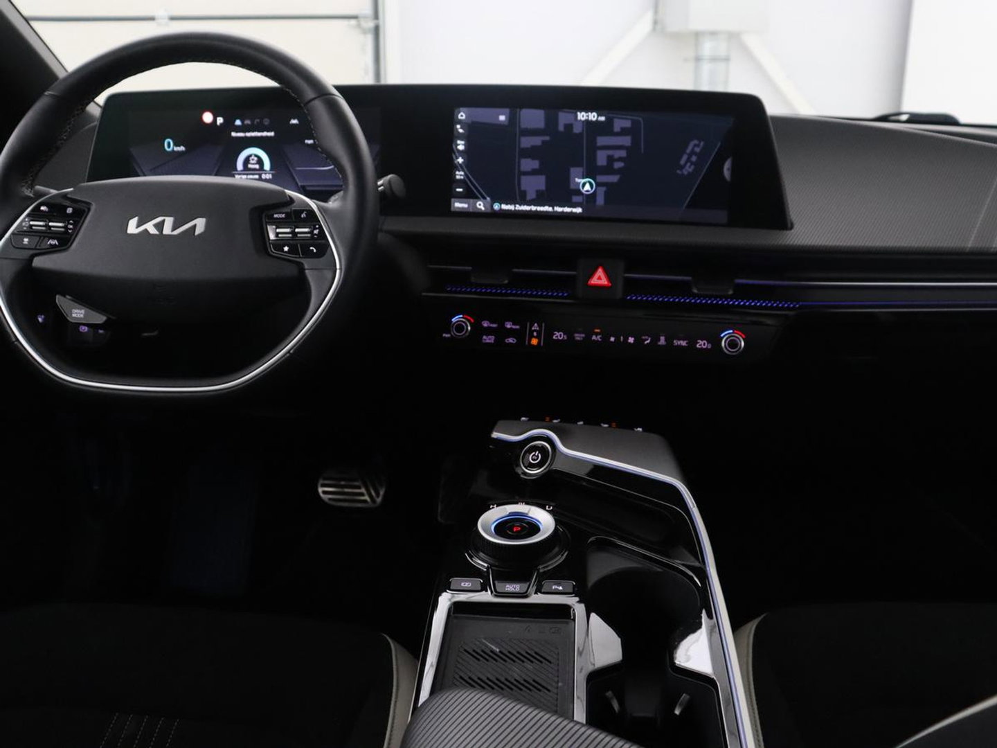 Kia EV6 GT-Line 77.4 kWh | SOH 95% | Trekhaak | Panoramadak | Head up | Adaptive cruise | 360 camera | Stoelventilatie | Stuur/stoel verwarming | Memory | Meridian Sound | Carplay |