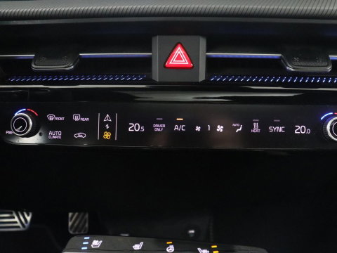 Kia EV6 GT-Line 77.4 kWh | SOH 95% | Trekhaak | Panoramadak | Head up | Adaptive cruise | 360 camera | Stoelventilatie | Stuur/stoel verwarming | Memory | Meridian Sound | Carplay |